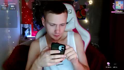 Snapshot of xavier_night81 chatting on September 29, 7:46 am xavier_night81 online show from September 29, 7:46 am