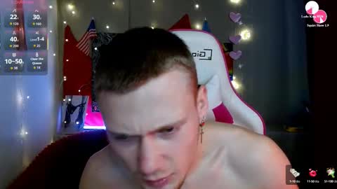 Snapshot of xavier_night81 chatting on October 1, 8:20 am xavier_night81 online show from October 1, 8:20 am