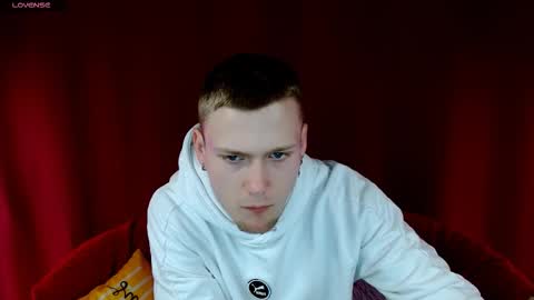 Snapshot of xavier_night81 chatting on October 23, 7:18 am xavier_night81 online show from October 23, 7:18 am