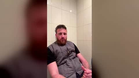 Snapshot of xavou779 chatting on March 11, 11:49 am xavou779 online show from March 11, 11:49 am