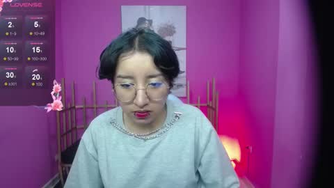 Xayah online show from December 2, 1:02 pm