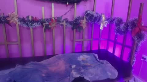 Xayah online show from December 5, 4:34 pm