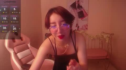 Xayah online show from January 3, 1:14 pm