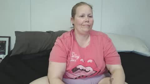 xbeautifulxliex online show from April 19, 2:33 am