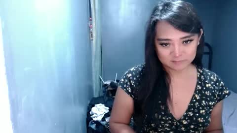 Snapshot of xdesirable_cutie chatting on March 27, 12:49 pm Jenny Your sweet cute girl online show from March 27, 12:49 pm