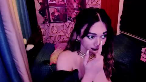 XDirtymistressX online show from October 3, 9:17 am