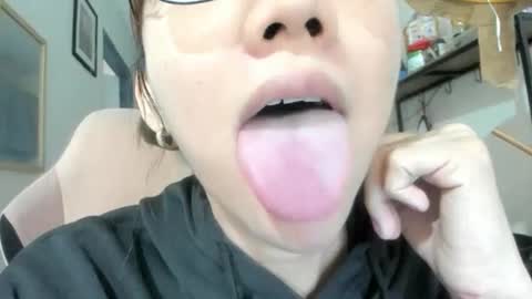 xdreamangel online show from June 13, 3:59 am