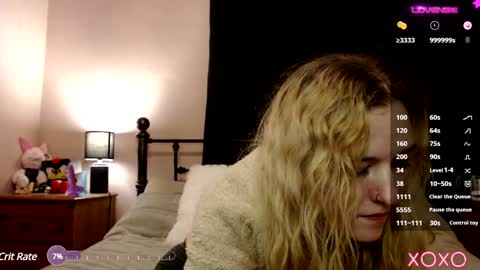 EllieeRose online show from December 13, 6:21 am