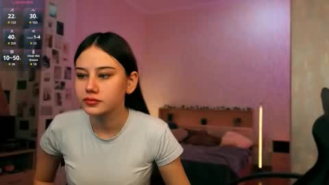 Evashort hair and Olivia long hair online show from February 9, 1:04 pm