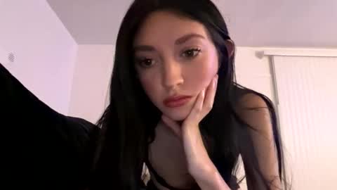 xenadreamx online show from February 23, 4:43 am