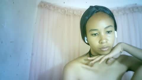 xenna610827 online show from January 26, 11:17 am