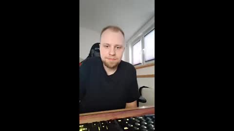 Snapshot of xer187 chatting on January 9, 3:04 pm Xeharnot online show from January 9, 3:04 pm