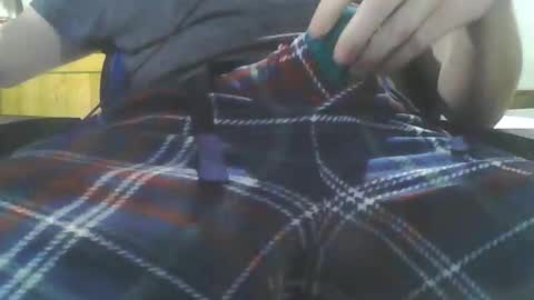 Snapshot of xfaiynx2 chatting on March 20, 2:27 am xfaiynx2 online show from March 20, 2:27 am