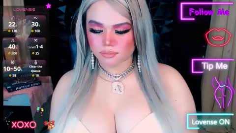 xHUGECOCKTILLCUMX online show from November 23, 9:20 am