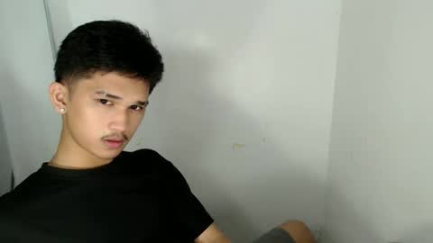 Snapshot of xiannx_44 chatting on March 28, 11:54 am xiannx_44 online show from March 28, 11:54 am