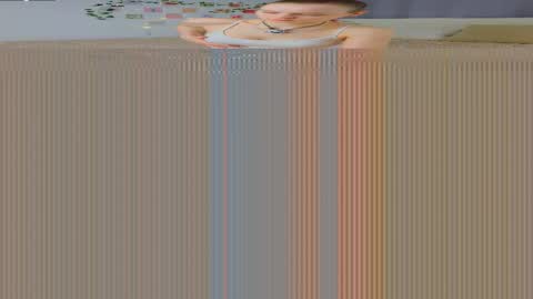 Luna and Lina online show from December 17, 4:07 am