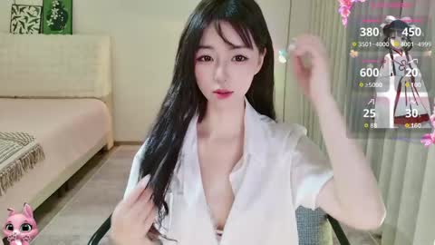 Snapshot of xiaoyu_ko chatting on April 8, 10:10 pm xiaoyu ko online show from April 8, 10:10 pm
