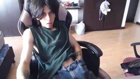 Snapshot of xice_boy chatting on December 15, 1:48 pm xIce Boy online show from December 15, 1:48 pm