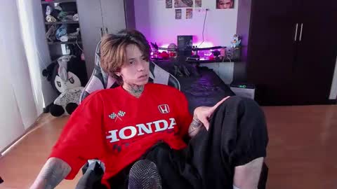 xIce Boy online show from March 17, 2:53 pm