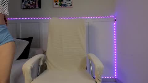 Xime online show from February 10, 1:53 am