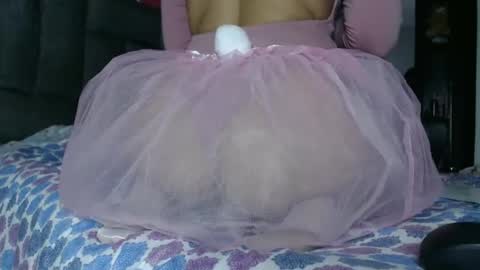 Snapshot of ximenaa_suarez chatting on October 3, 1:52 pm ximena suarez online show from October 3, 1:52 pm