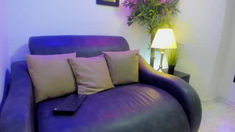 ximenasalazar online show from January 16, 10:42 am