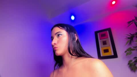 ximenasalazar online show from February 5, 5:20 pm