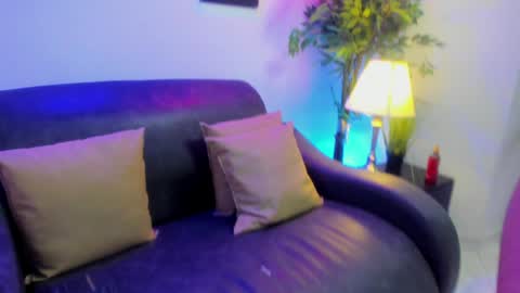 ximenasalazar online show from February 8, 10:50 am
