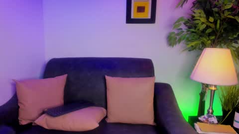 ximenasalazar online show from March 1, 7:59 pm