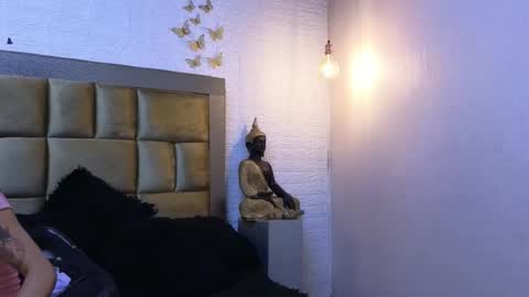 ximena online show from November 10, 5:50 am