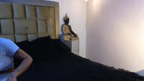 ximena online show from February 4, 4:02 pm