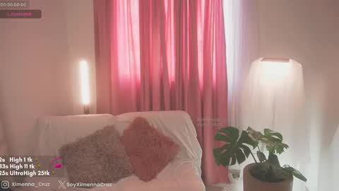 Snapshot of ximenna_cruz_ chatting on March 9, 1:26 pm Xime Independent Artist online show from March 9, 1:26 pm
