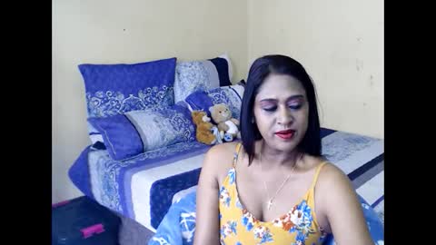 Miss Ria online show from November 11, 10:48 am