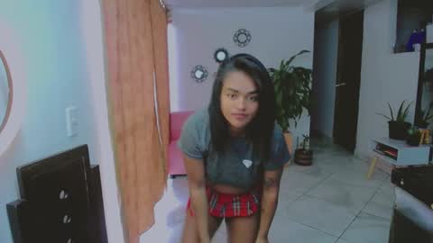 xiomy winklar online show from February 25, 9:24 pm