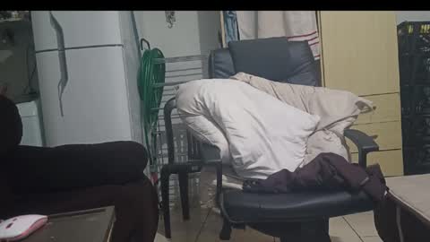 xirudasantiga online show from November 2, 1:52 am