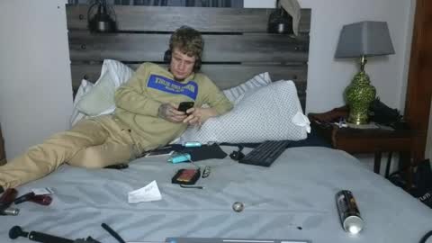 cant tell online show from February 9, 6:50 am