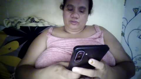 xjuicytits online show from June 16, 11:51 pm