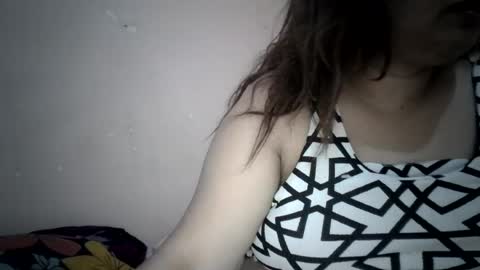 xjuicytits online show from July 8, 12:26 am