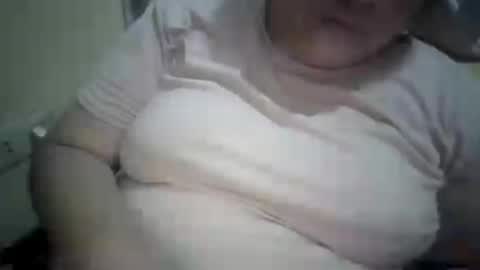 xjuicytits online show from July 19, 12:09 pm