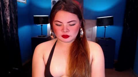 Snapshot of xkaytlyn_whitexx chatting on April 4, 6:44 am Seductive Kaylyn online show from April 4, 6:44 am