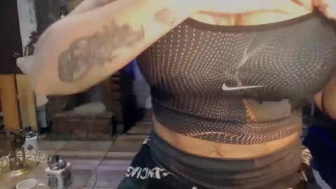 xlisbetx online show from February 14, 8:00 am