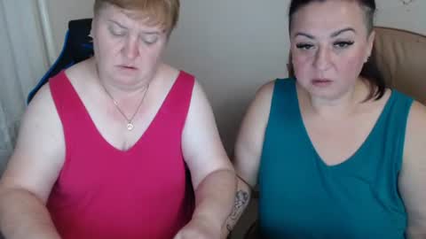 Snapshot of xmollyjanex chatting on September 18, 7:16 pm XMollyJaneX online show from September 18, 7:16 pm