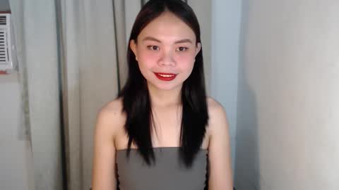 nathalie online show from February 24, 5:38 am