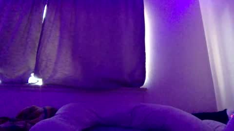 Snapshot of xob3n chatting on October 26, 12:05 am Alejandro FullMoon online show from October 26, 12:05 am