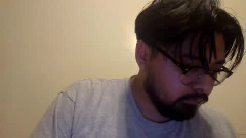 Snapshot of xob3n chatting on November 4, 2:21 am Alejandro FullMoon online show from November 4, 2:21 am