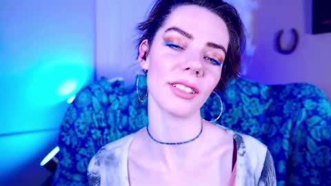 Bella Bondai online show from February 5, 5:01 am