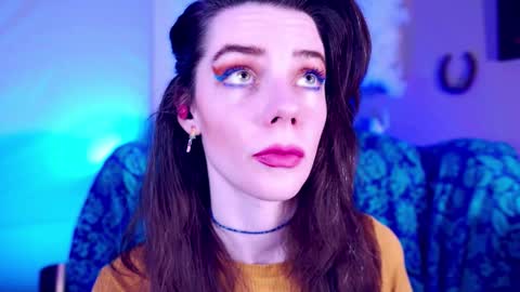 Bella Bondai online show from March 17, 4:17 am