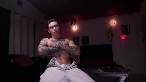   online show from October 5, 11:35 pm