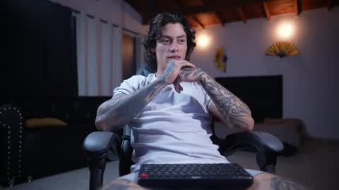   online show from June 10, 1:28 am