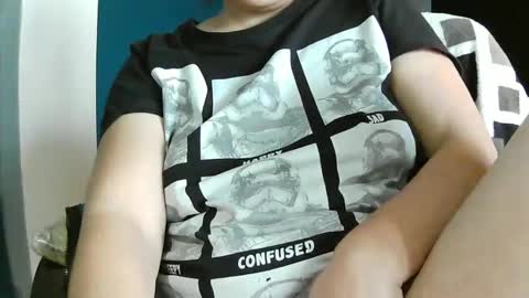 xonia25 online show from March 9, 2:43 pm